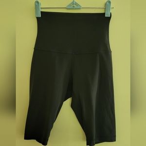 Lululemon Align™ Super-High-Rise Short 10"